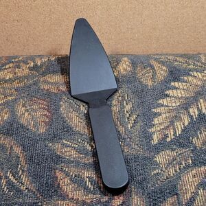 Pampered Chef Black Nylon Slice N Serve